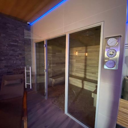 World Hotel 圣瓦巴斯 外观 照片